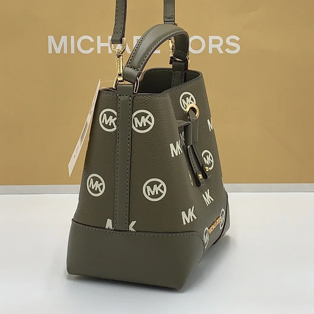 MICHAEL KORS Mercer Small Logo Embossed Leather Bucket Bag COLOR OLIVE